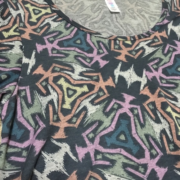 LuLaRoe Perfect Tee S NWT - Picture 2 of 4